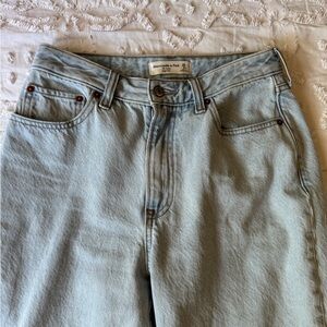 ABERCROMBIE & FITCH SIZE 26 THE LOOSE HIGH RISE CURVE LOVE 2 XS STRAIGHT JEANS